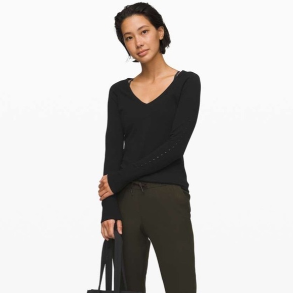 Lululemon Stand Steady  V-Neck Sweater in Black - Picture 1 of 5